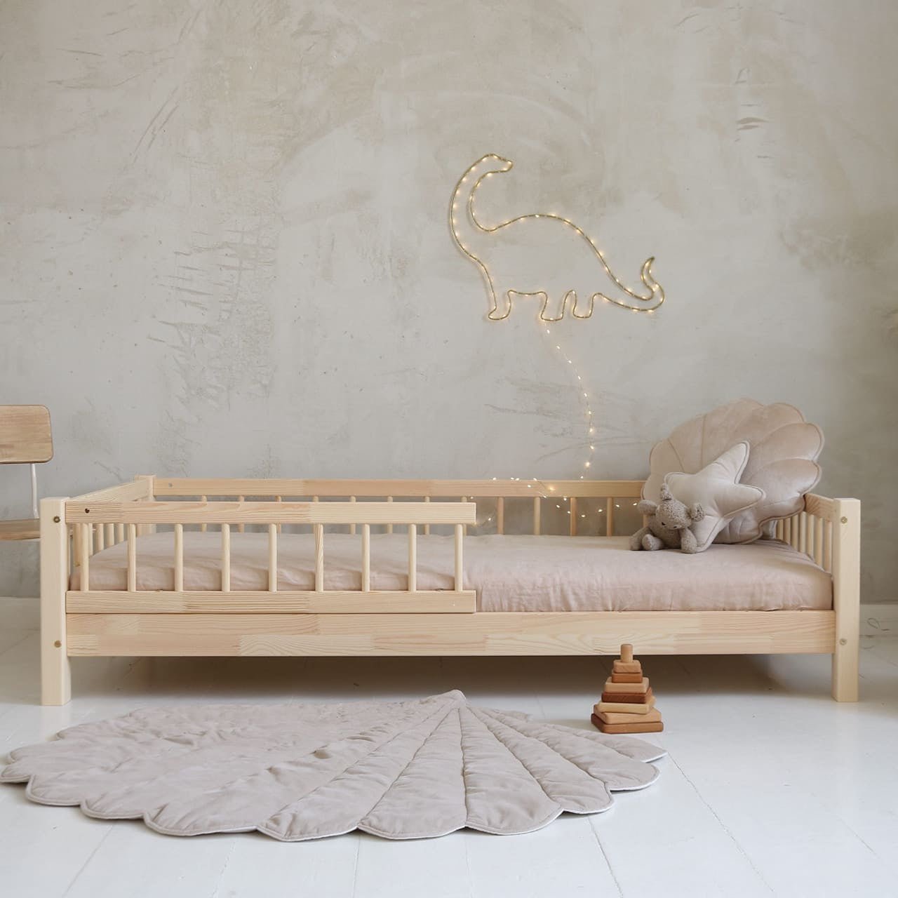 Cama montessori LEÓN 80 x 160 cm de pino macizo - MINIPIU