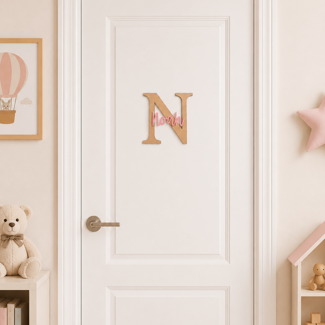 Letra Inicial Personalizada con Nombre – Madera y Metacrilato 🤍 - MINIPIU