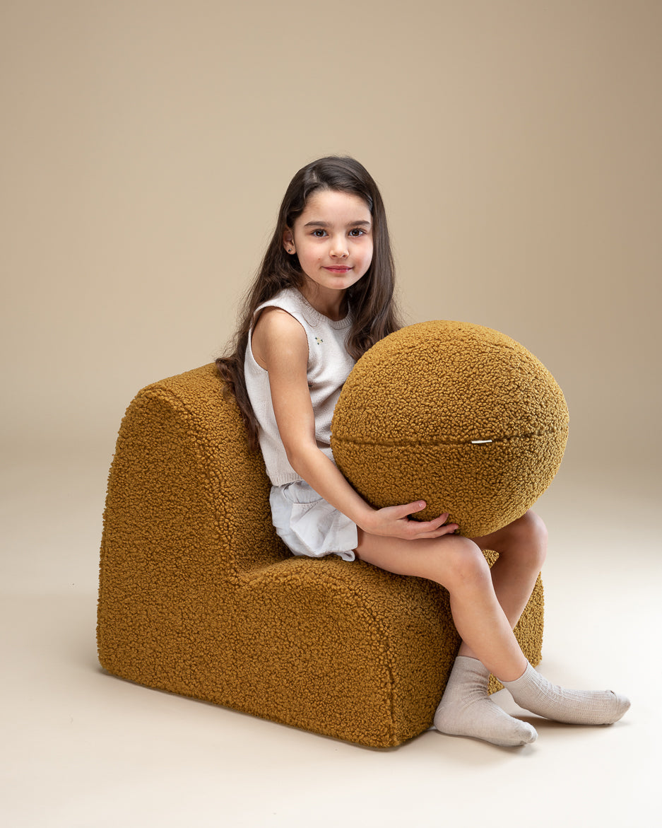 Coussin boule moutarde