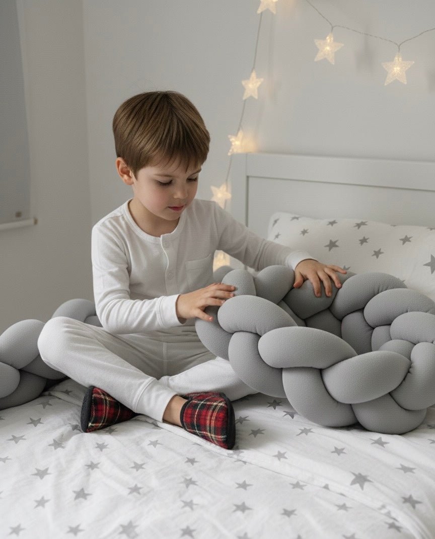 Trenza Cuna Gris Algodón 210cm - Protector de Cuna Suave y Seguro - MINIPIU