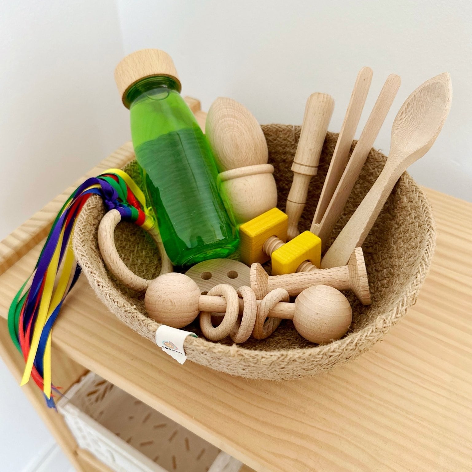 Cesto de los tesoros sensorial de piezas de madera - MINIPIU
