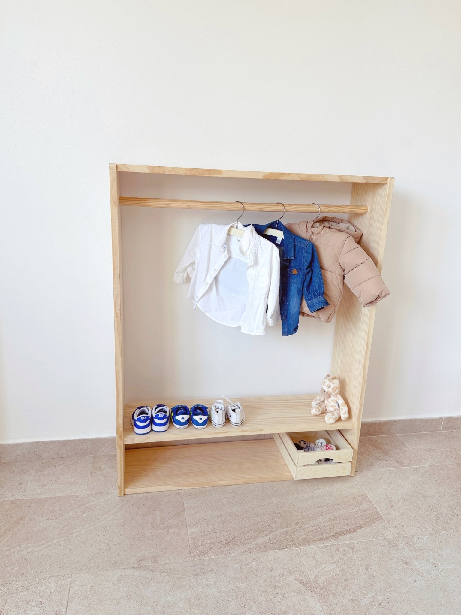 Armario Montessori Essential de madera maciza - MINIPIU