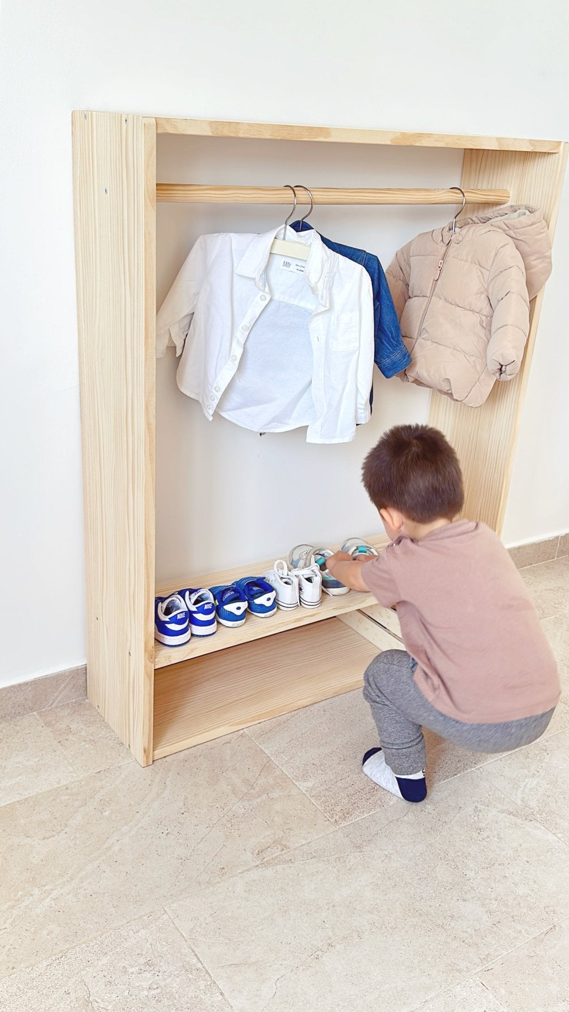 Armario Montessori Essential de madera maciza - MINIPIU