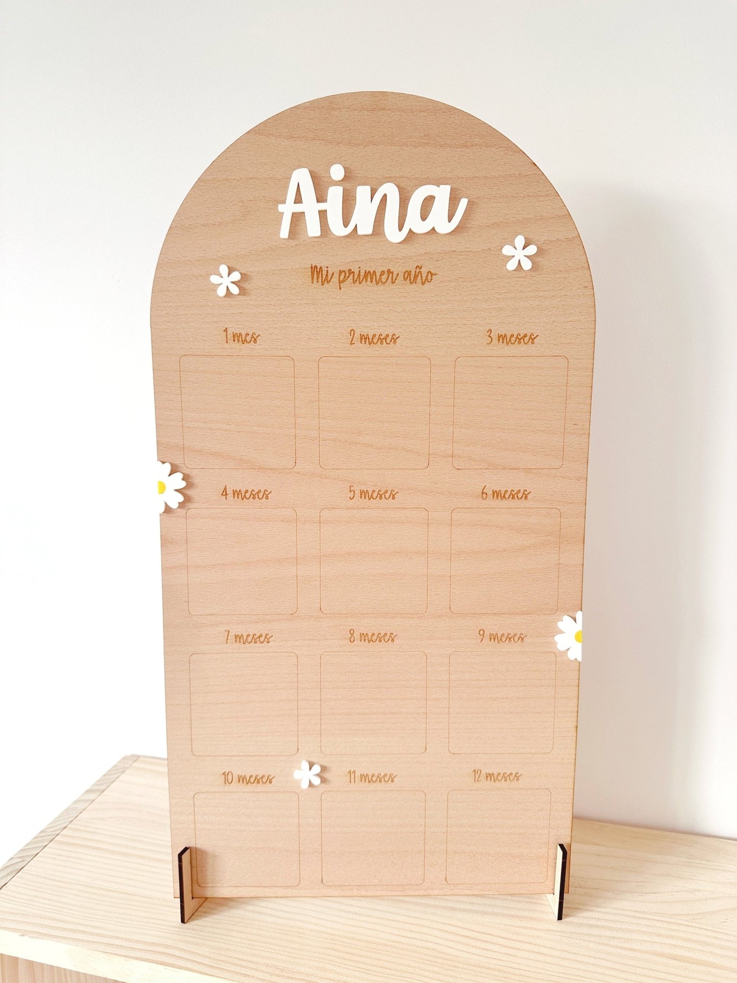 Mi primer año — Tablero de recuerdos personalizados flores - MINIPIU