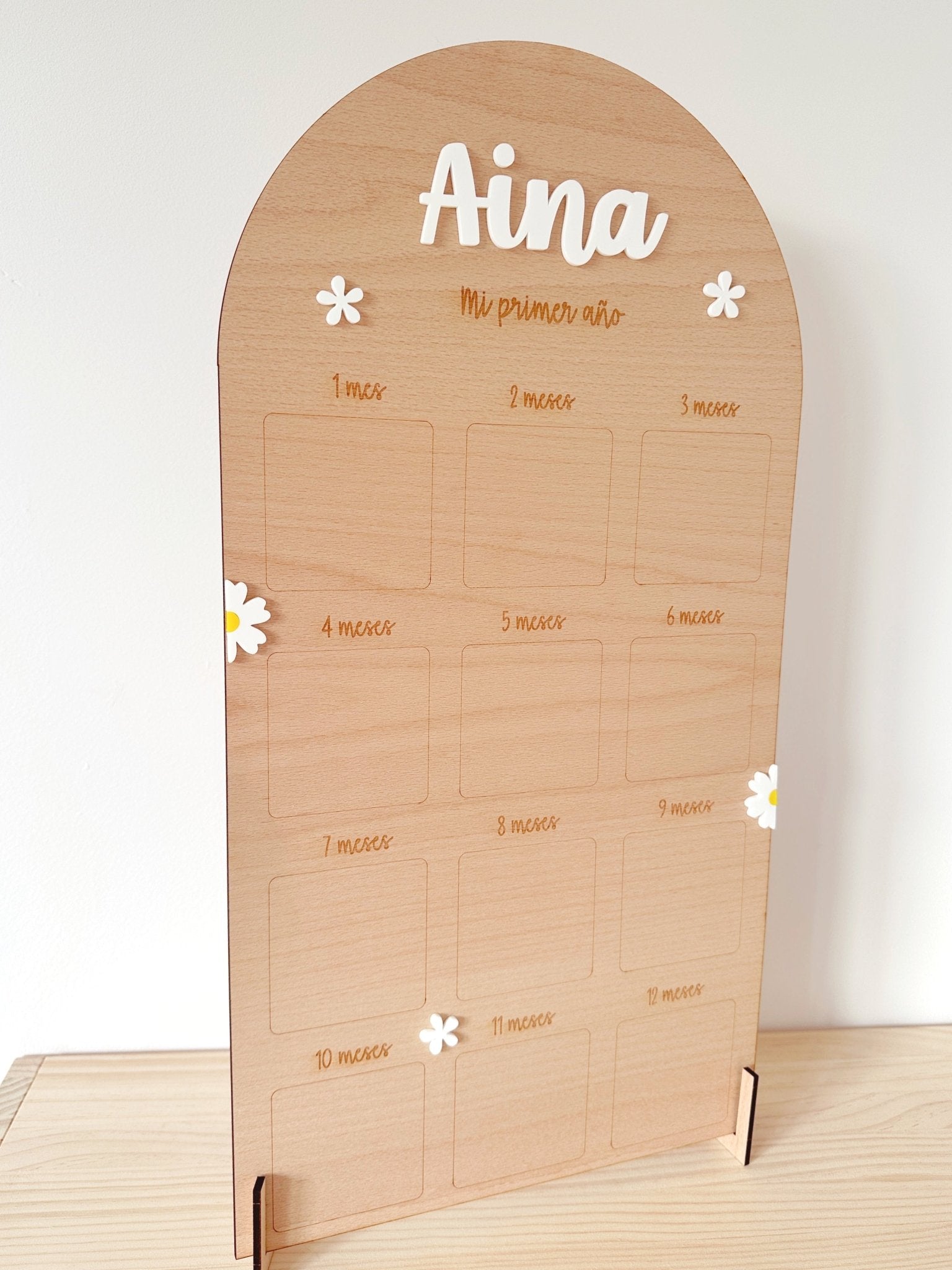 Mi primer año — Tablero de recuerdos personalizados flores - MINIPIU