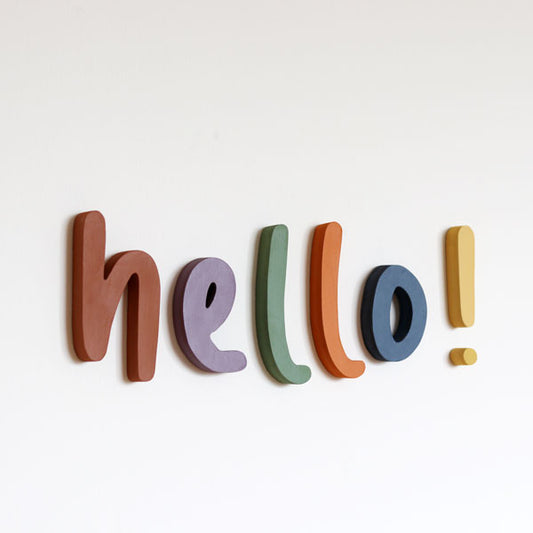 Wall letters “HELLO!”