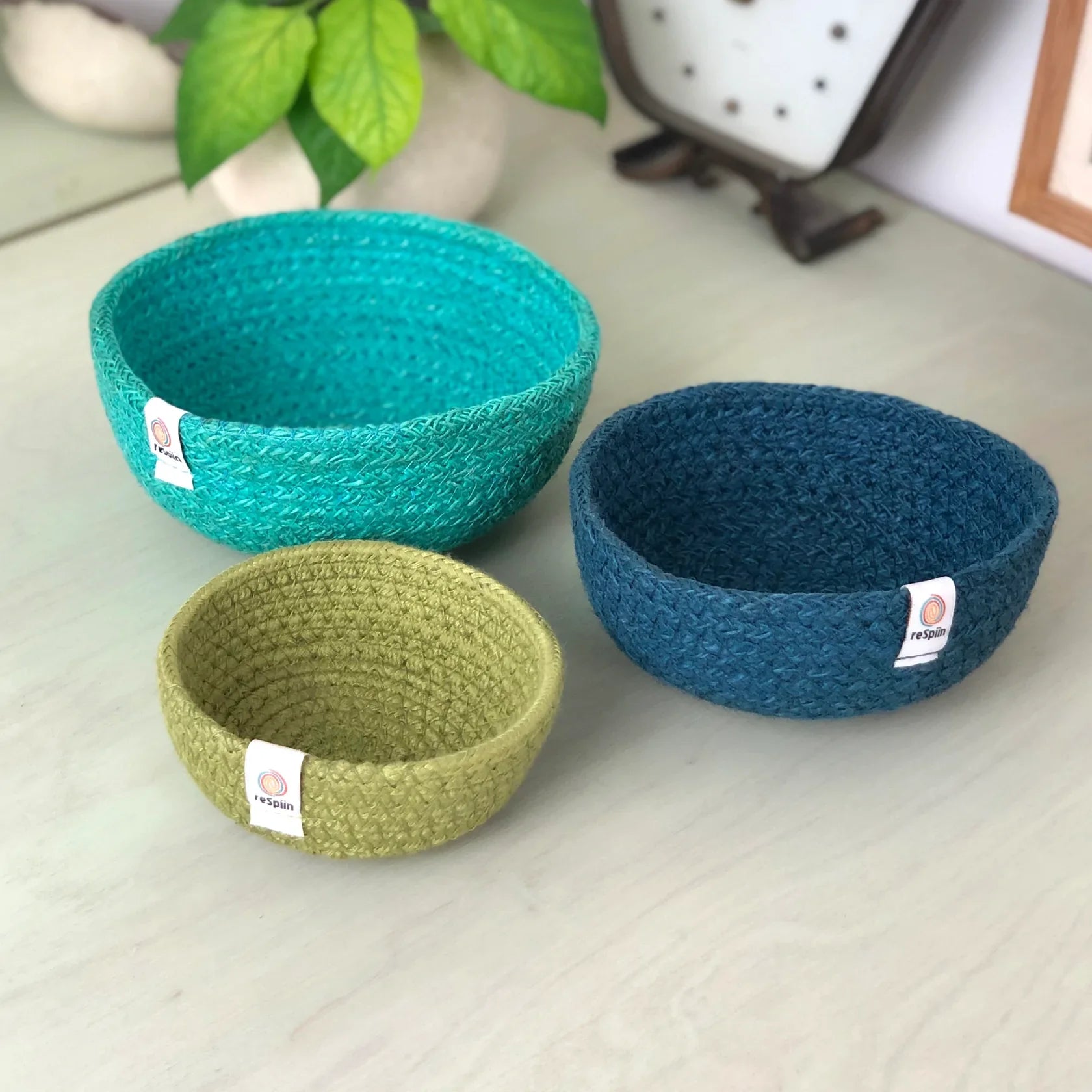 Conjunto 3 cestos de yute colores océano - MINIPIU