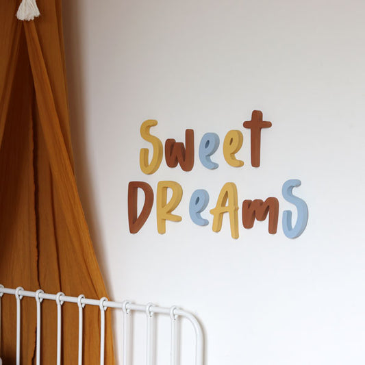 "SWEET DREAMS" wall letters