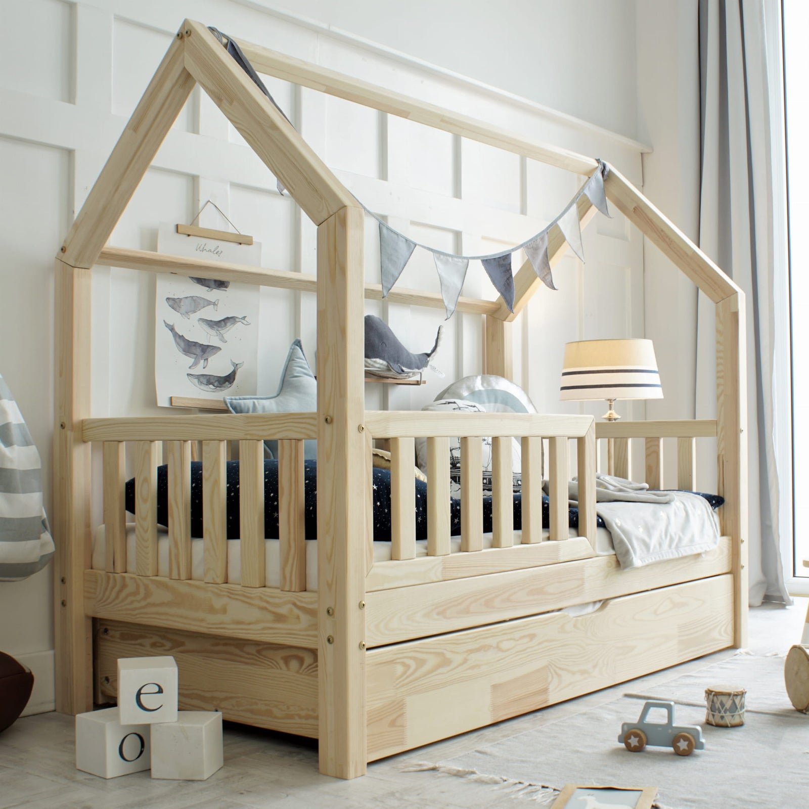 Cama casita montessori con cajón A CORUÑA · A MEDIDA - MINIPIU
