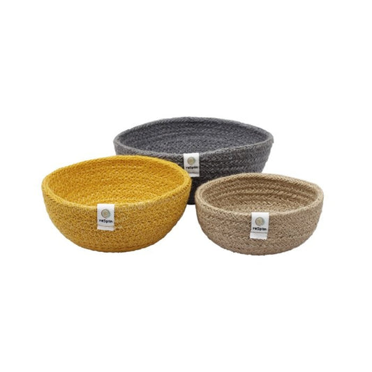 Set of 3 jute baskets in earth, white and black colors