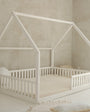 Cama casita montessori HUESCA 140 x 200 de pino macizo - MINIPIU