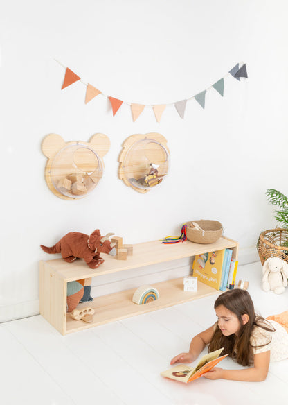 Kleines Montessori-Bücherregal
